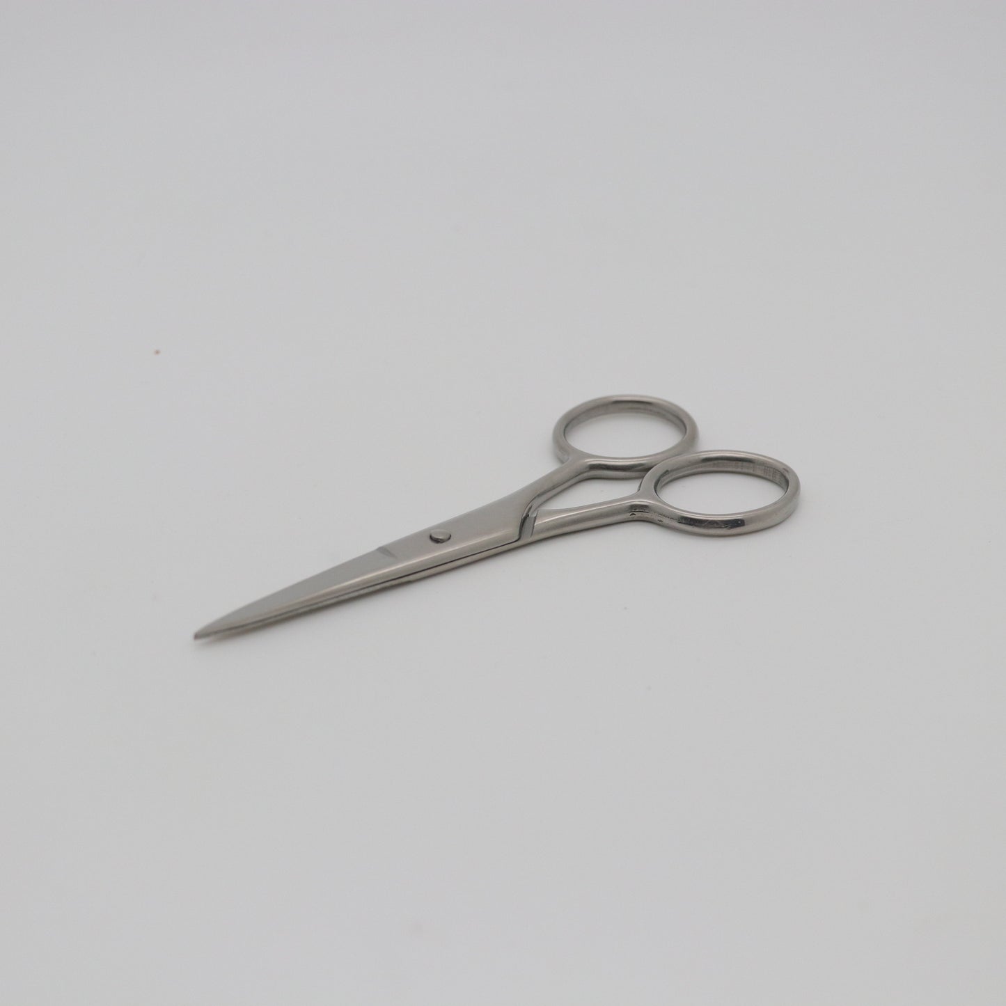 #245 High quality small scissors